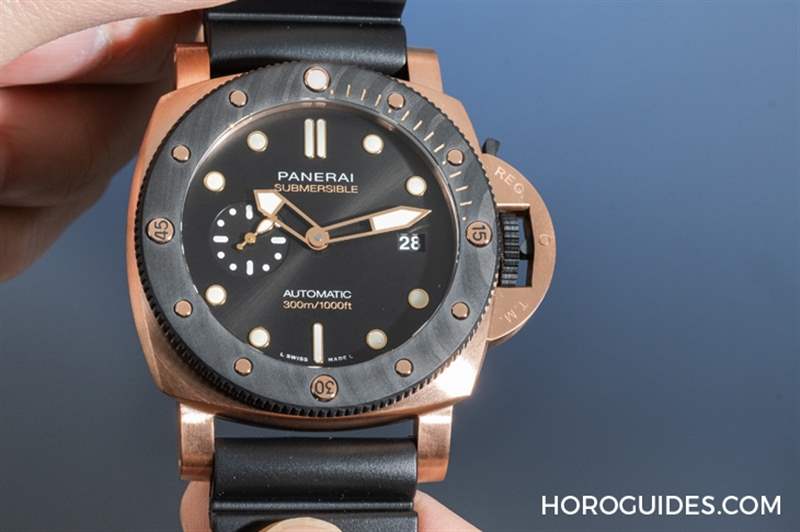 紅金+碳纖維同步現(xiàn)身|沛納海Submersible Goldtech? Orocarbo 44mm-PAM01070-復刻表