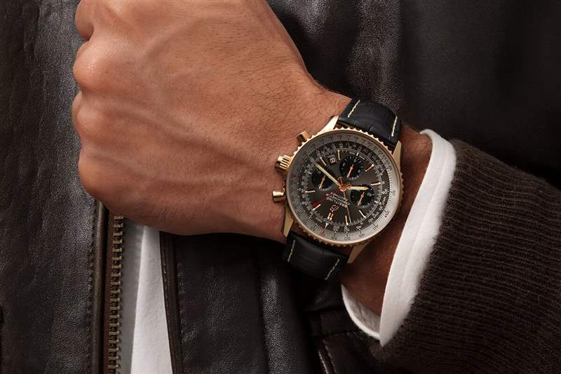 百年靈航空時(shí)計(jì)B03 Chronograph Rattrapante 45 紅金腕表-復(fù)刻表