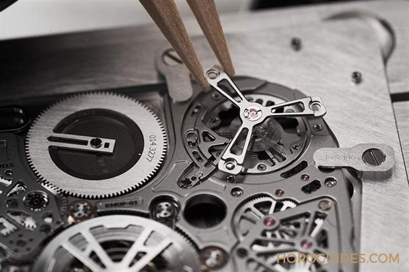 RICHARD MILLE - 世界最薄腕表！ RICHARD MILLE RM UP-01 Ferrari的三項超薄特點