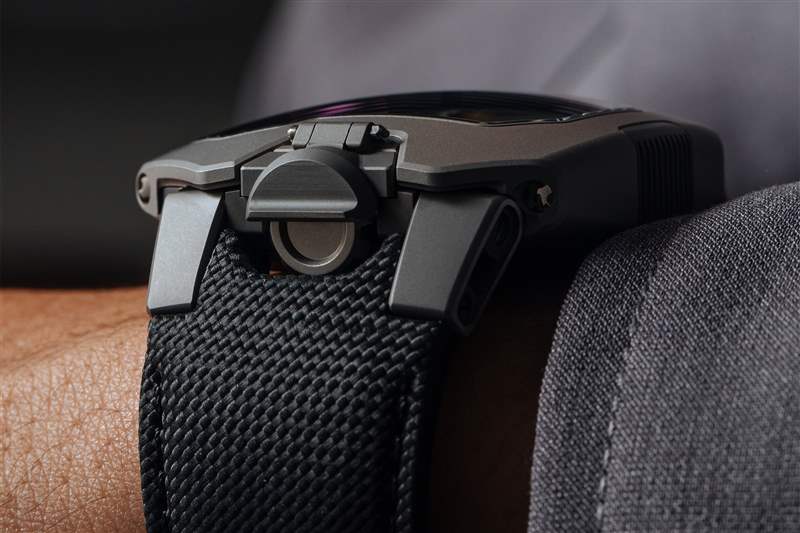 手把手的長壽和繁榮!Urwerk 的新手表直接來自 Starship Enterprise-復(fù)刻表