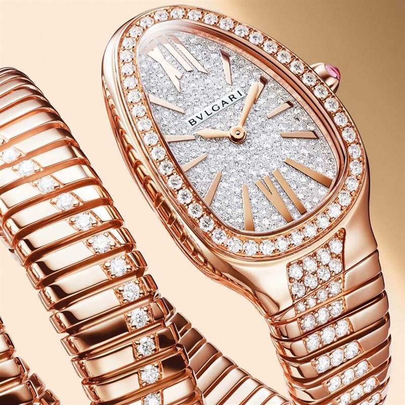 BVLGARI Serpenti Tubogas Infinity 寶格麗Serpenti Tubogas Infinity呈現(xiàn)出活靈活現(xiàn)的靈蛇曲線-復(fù)刻表