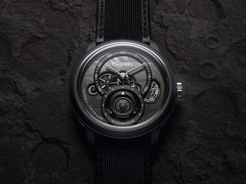 Chanel香奈兒新品亮點(diǎn):Monsieur de Chanel隕石盤陀飛輪,J12 Cyber??netic黑白像素-復(fù)刻表