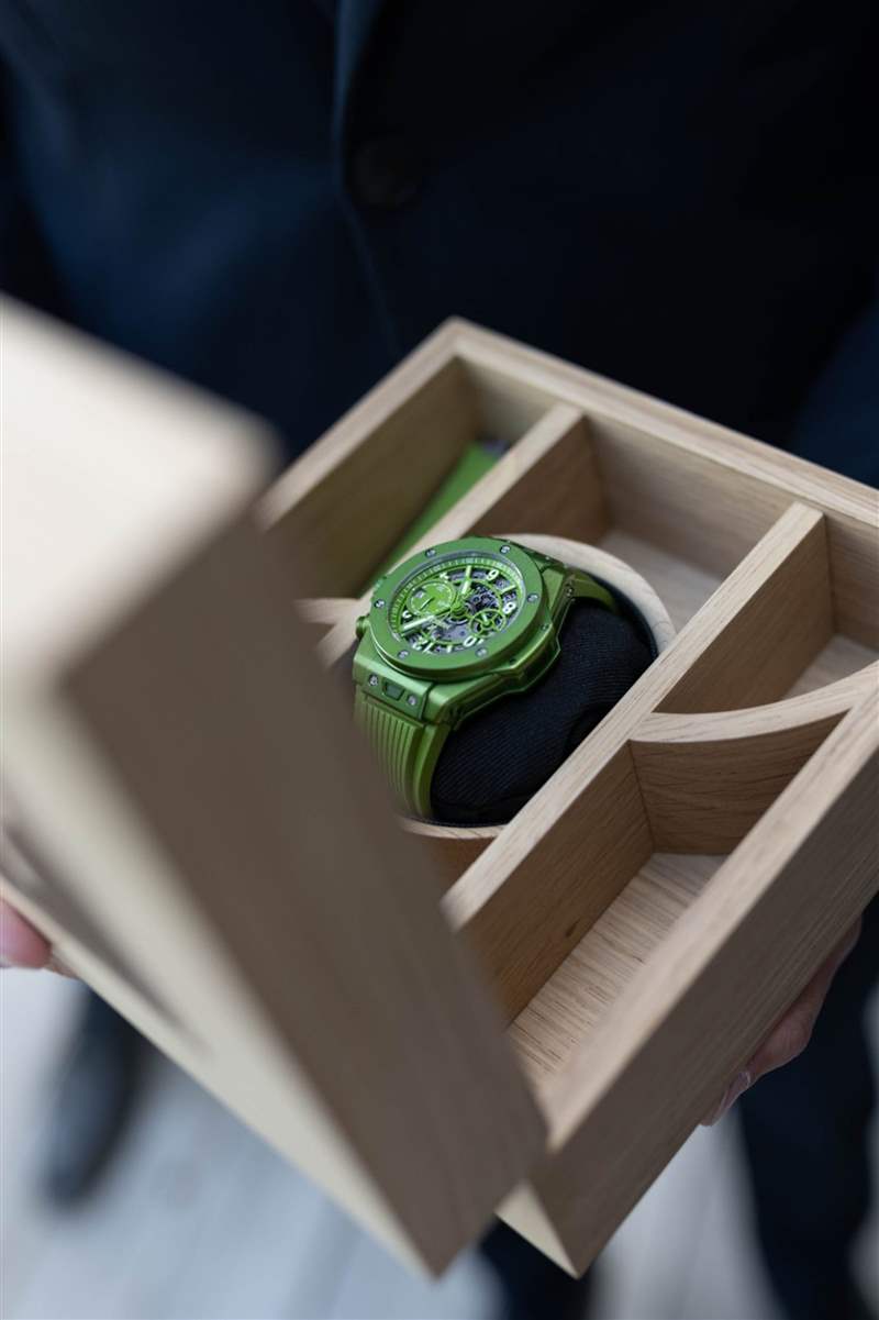 Big Bang Unico Nespresso Origin腕錶(圖片來源:Hublot) 咖啡渣制表|Hublot聯(lián)乘Nespresso環(huán)保合作廢物升級成高級腕表-復(fù)刻表