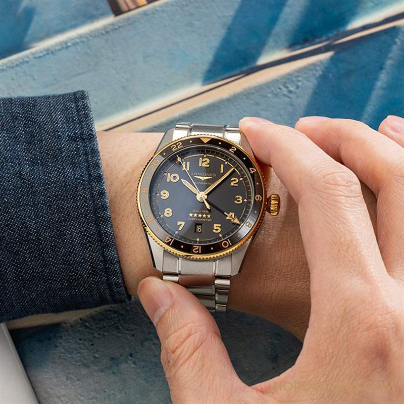LONGINES - 為此地與彼時，都鍍上Golden Hour：浪琴表Spirit Zulu Time，新增18K黃金細節