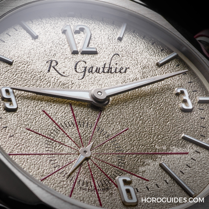 ROMAIN GAUTHIER - Romain Gauthier C系列推出第五代鈦金屬新作! 獨(dú)特的手工鑿刻紋理香檳面