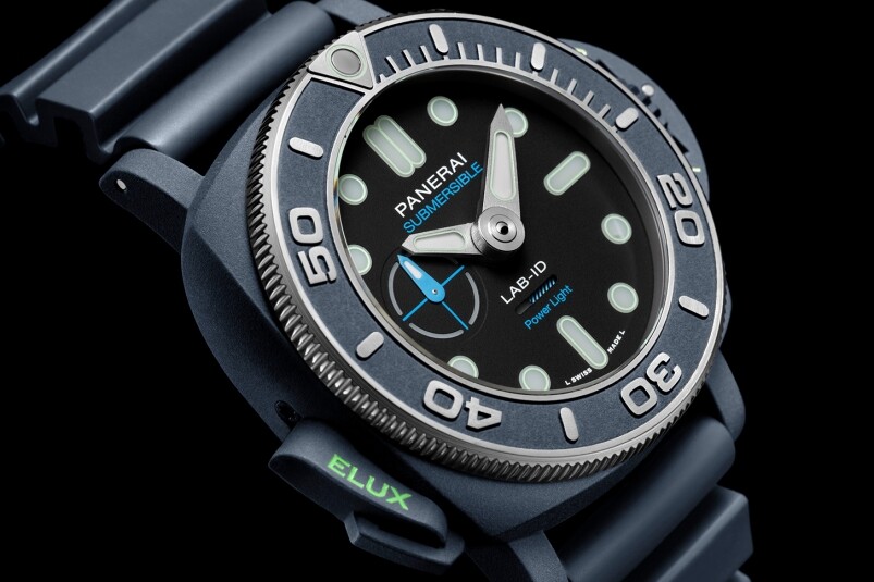 夜光功能新高度！ Panerai全新Submersible Elux LAB-ID腕表 以純機械一鍵開關發光系統